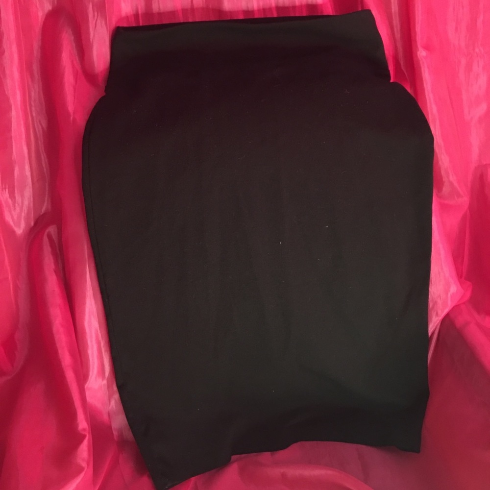Black pencil skirt.